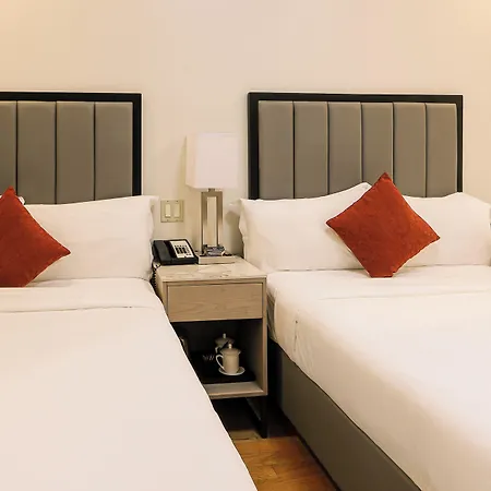 Asiatic Hotel - Flushing-3